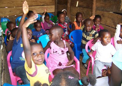 Straßenkinder im Internat in Kampala